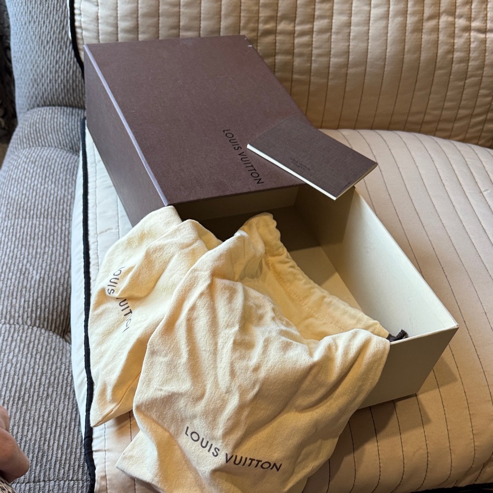 Louis Vuitton Cream and Gray Women's Sneakers - Picture 8 of 8